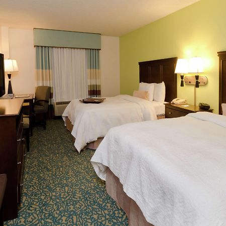 Hampton Inn & Suites Miami-Doral Dolphin Mall Rum bild