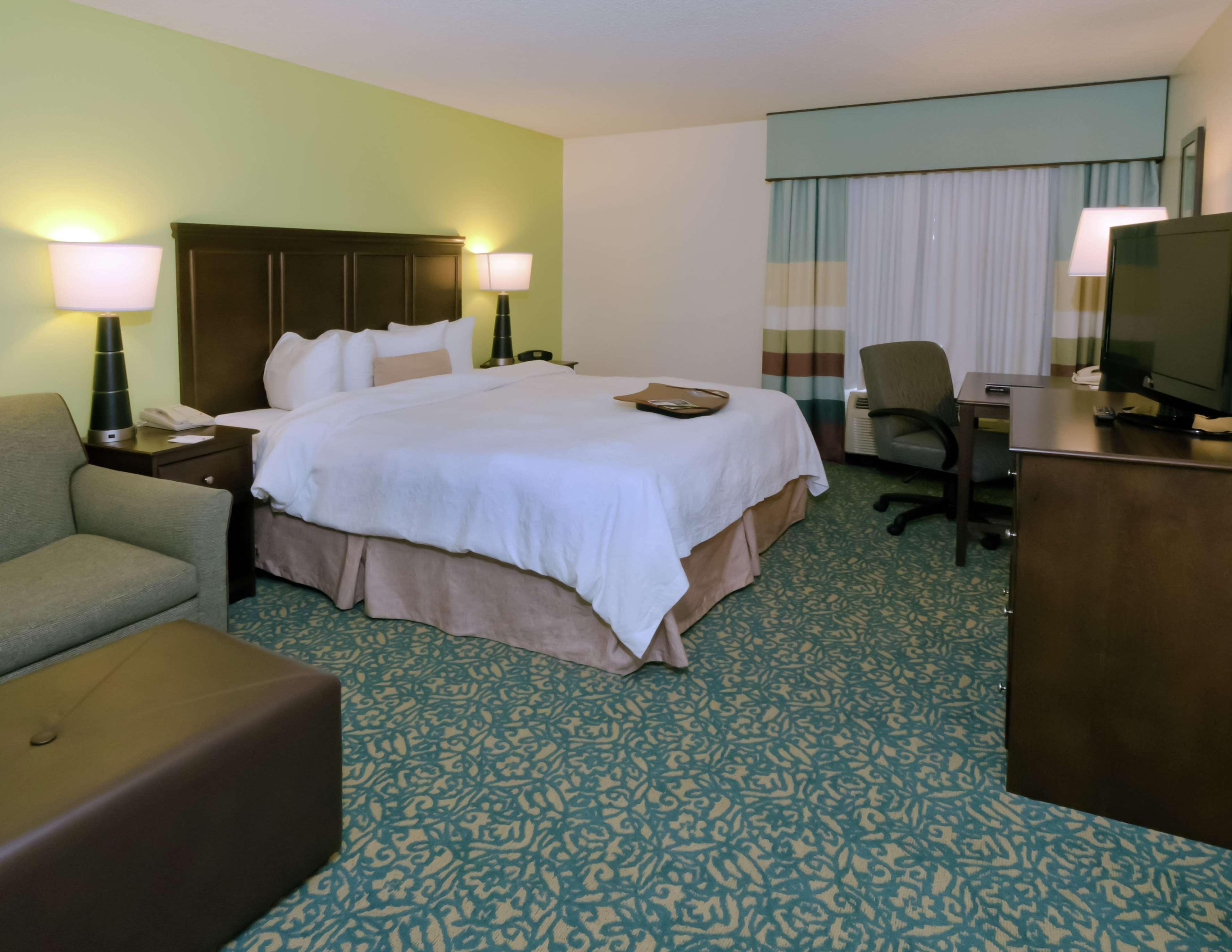 Hampton Inn & Suites Miami-Doral Dolphin Mall Rum bild