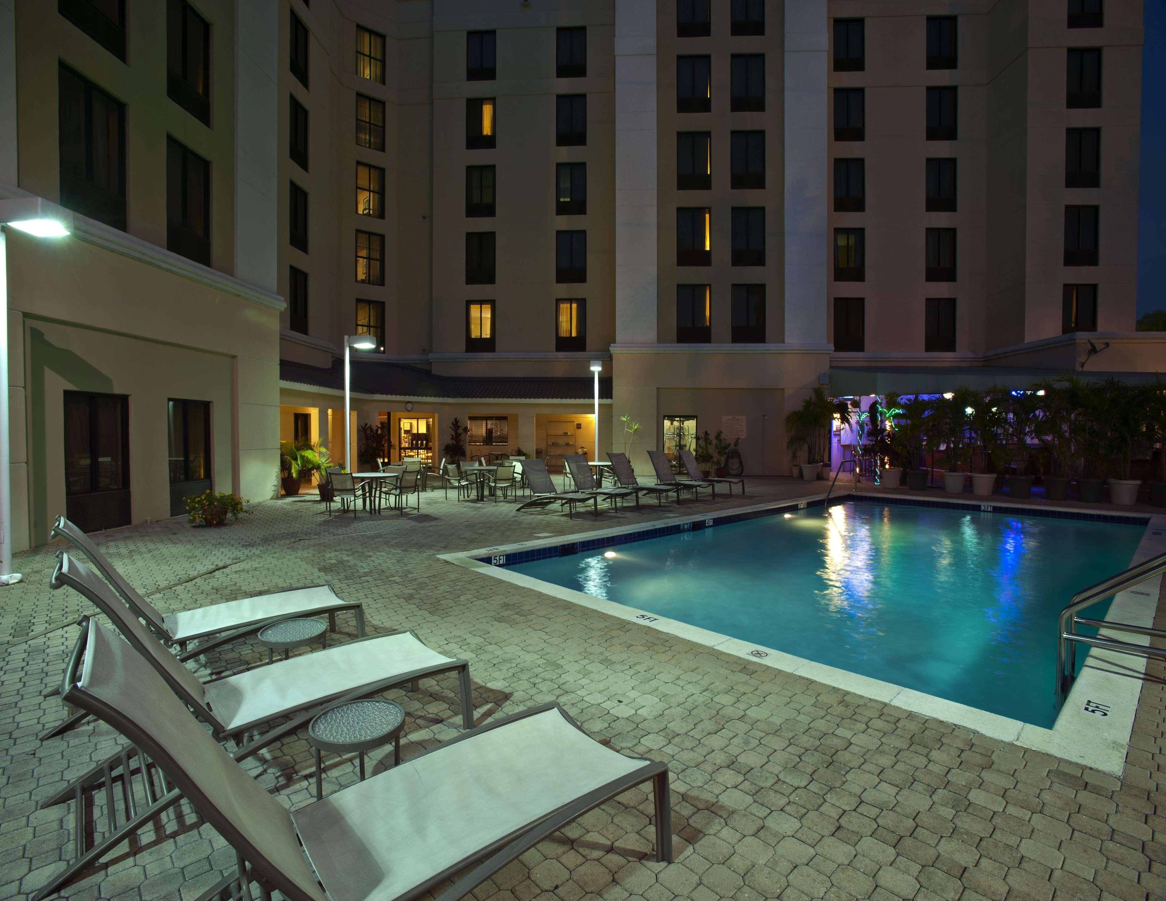 Hampton Inn & Suites Miami-Doral Dolphin Mall Exteriör bild
