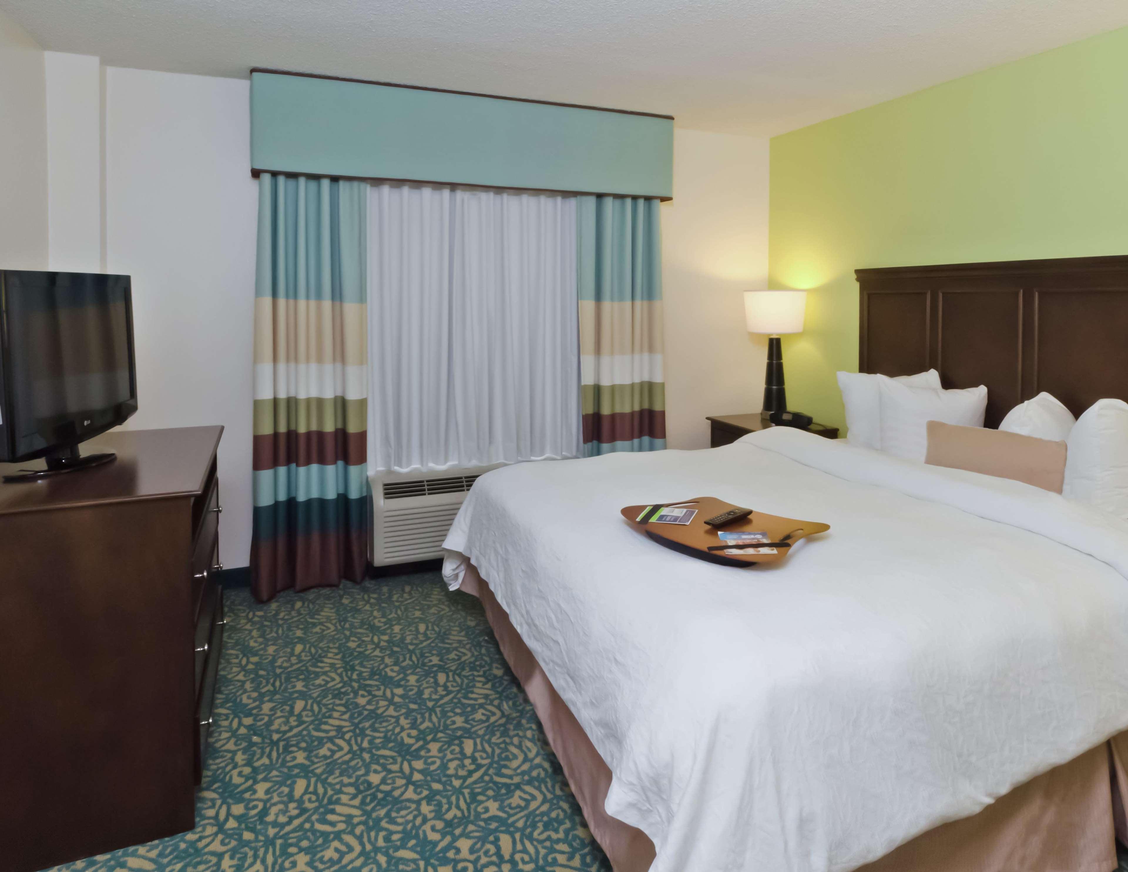 Hampton Inn & Suites Miami-Doral Dolphin Mall Rum bild