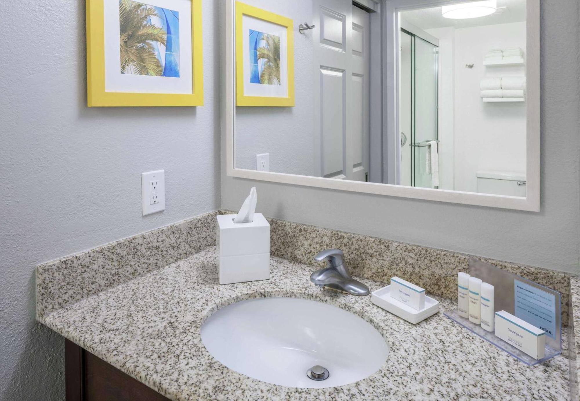 Hampton Inn & Suites Miami-Doral Dolphin Mall Exteriör bild
